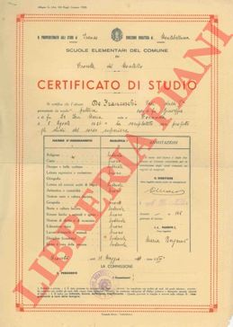 - - Tre certificati di studio ed uno di vaccinazione.