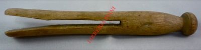 - - Ciappetto in legno