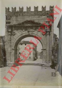- - Rimini, Arco di Augusto.