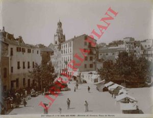 Ed. Alinari - - Sanremo. Piazza del Mercato col monumento ad Andrea Carli.
