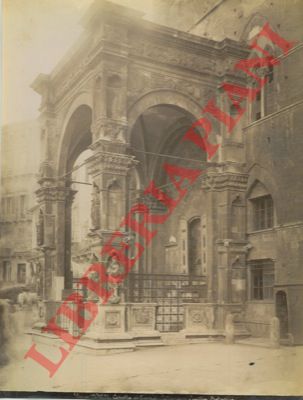 Fotogr. dell'Emilia. Bologna (Poppi) - - Siena. Capella di Piazza.