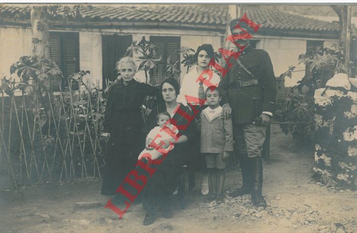 - - Militare francese,