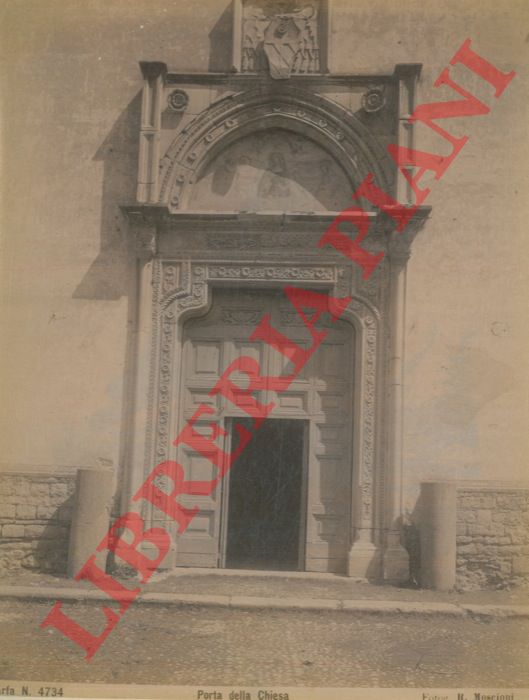 Fot. R. Moscioni. Roma - - Farfa. Porta della Chiesa.