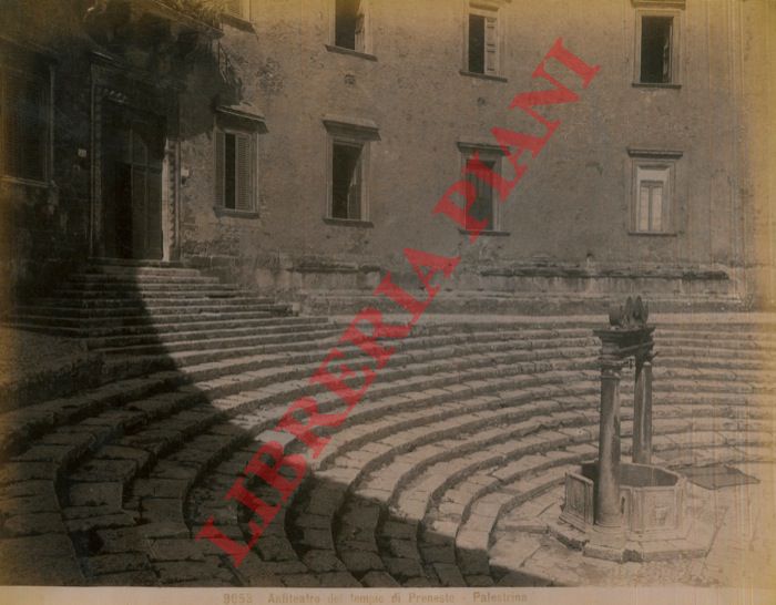 - - Palestrina. Anfiteatro del Tempio di Preneste.