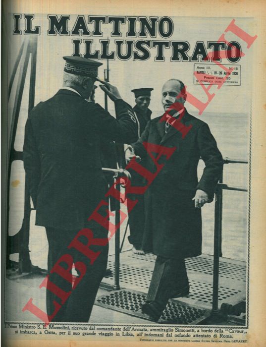 - - Il Primo Ministro S.E. Mussolini, ricevuto dal Comandante dell'Armata, ammiraglio Simonetti, a bordo della 