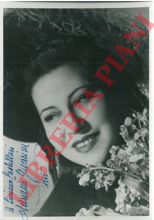 - - GUERRINI Adriana, soprano -