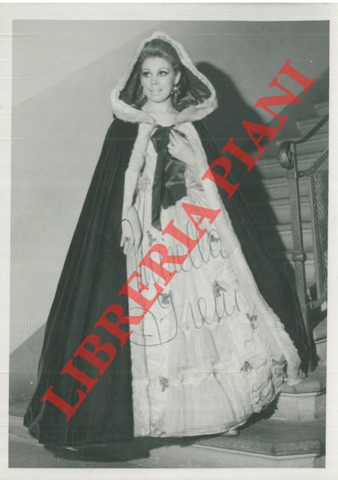 Foto Levi. Firenze - - FRENI Mirella, soprano -