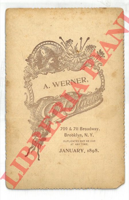 A. Werner. Brooklyn N.Y. - Piccolo bambino sedutgo.