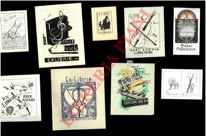 - - Ex libris : EX MUSICIS (strumenti musicali) -